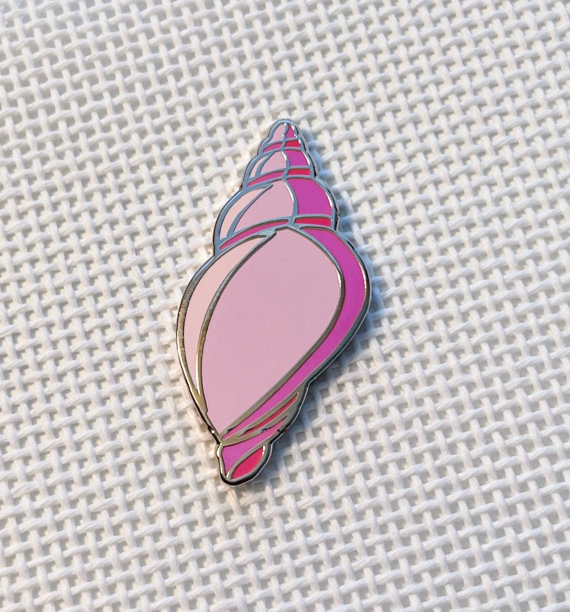 Needle Minder: Pink Tulip Shell Needle Minder